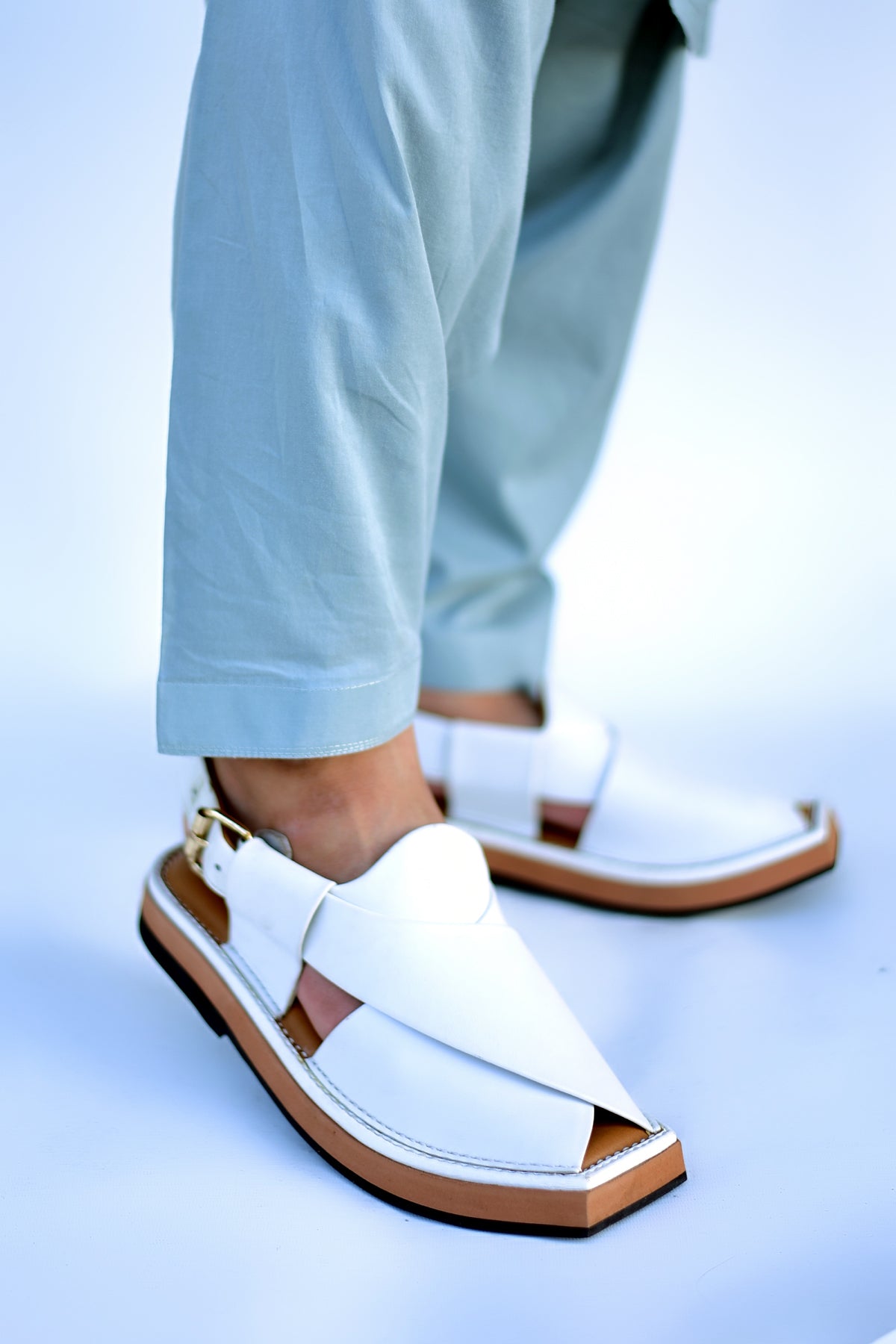 White Kaptaan Chappal